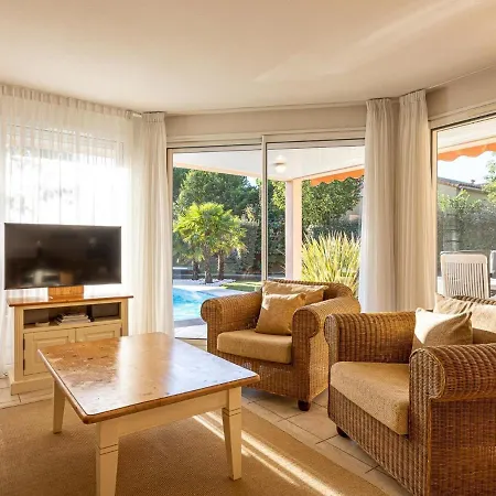 فيلة Luxurious With Private Pool In The Vend E *